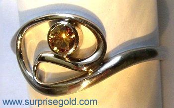 Engagement rings with colored diamonds